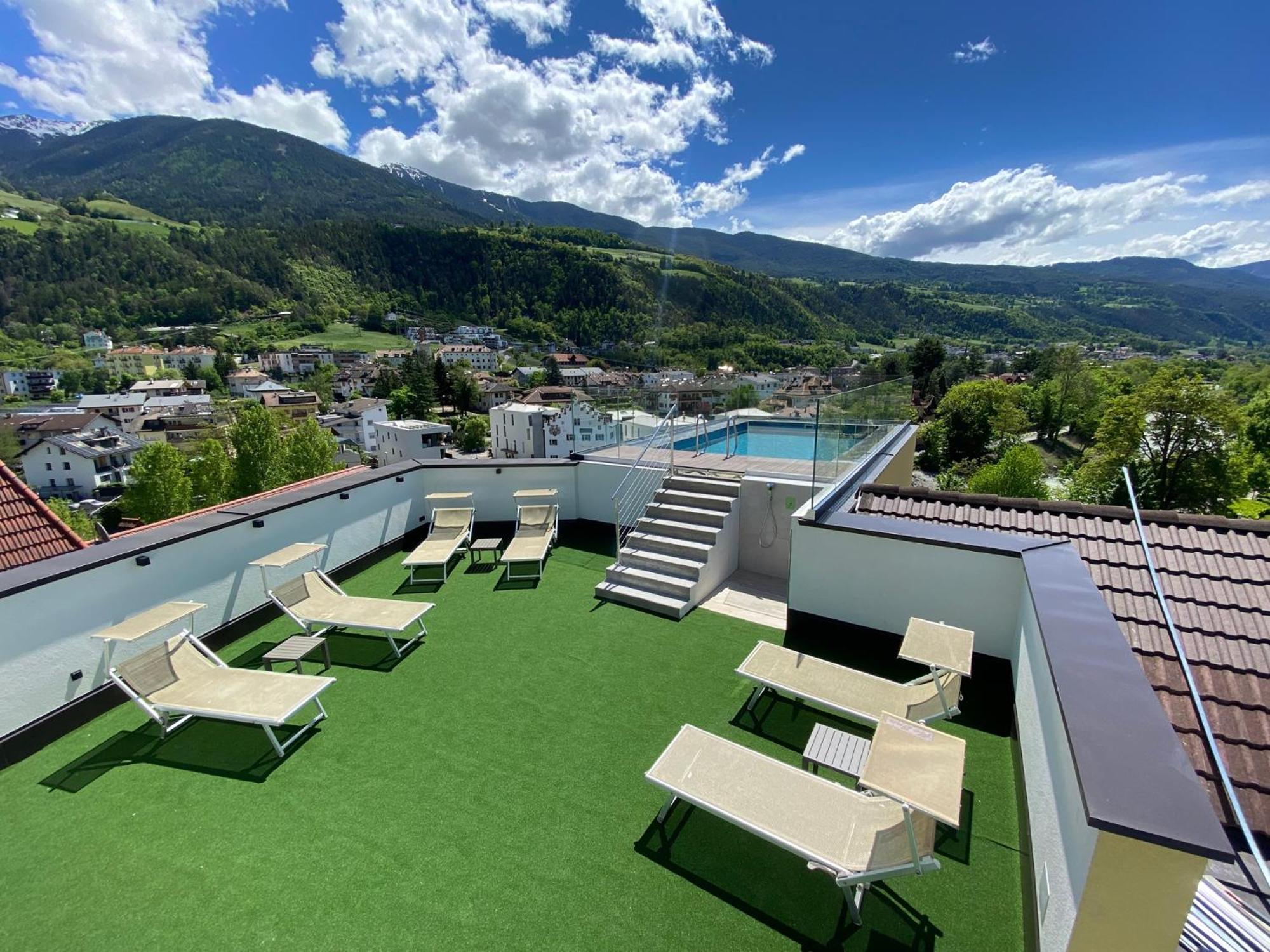 Dominik Alpine City Wellness Hotel - Adults Only Bresanona Exterior foto