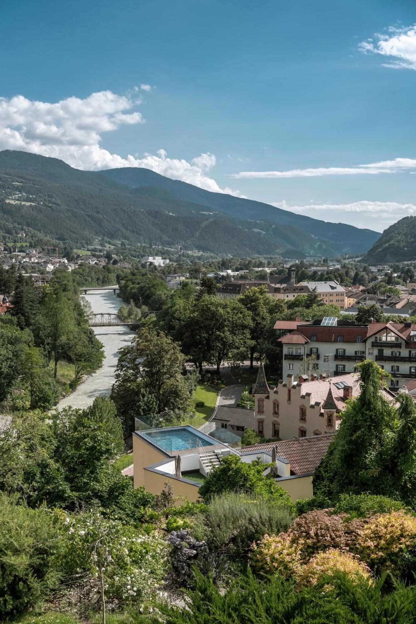 Dominik Alpine City Wellness Hotel - Adults Only Bresanona Exterior foto